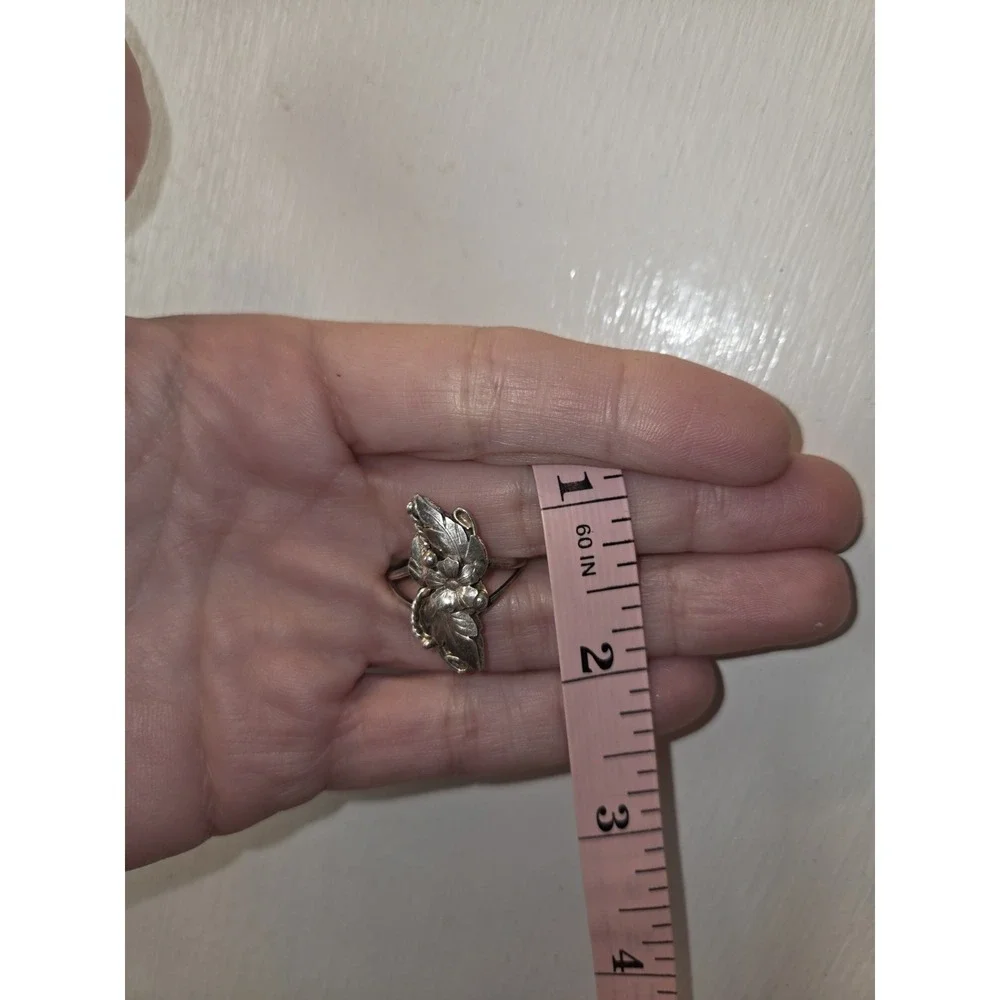 Vintage Willie Shaw Navajo Designer Sterling Silver Ring. Rare. Floral. 9.5